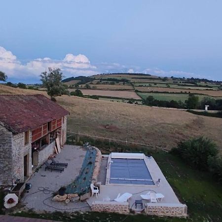 Gite Dans Ancien Moulin Sainte-Helene  Εξωτερικό φωτογραφία