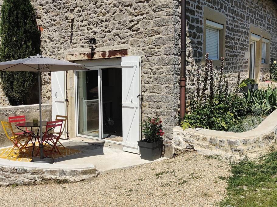 Gite Dans Ancien Moulin Sainte-Helene  Εξωτερικό φωτογραφία